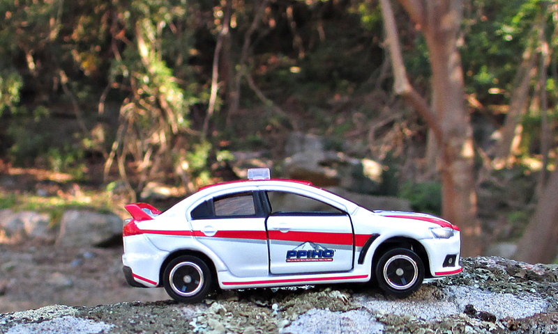 Illustration for article titled Land of the Rising Sun Day: Mitsubishi Lancer Evo Pikes Peak Safety Car
